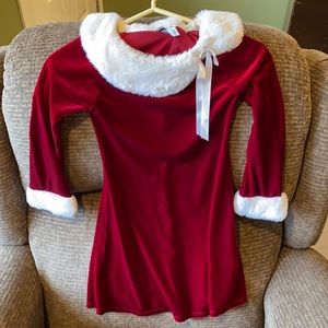 Girls Size 7 Christmas Dress Just like Mariah Carey